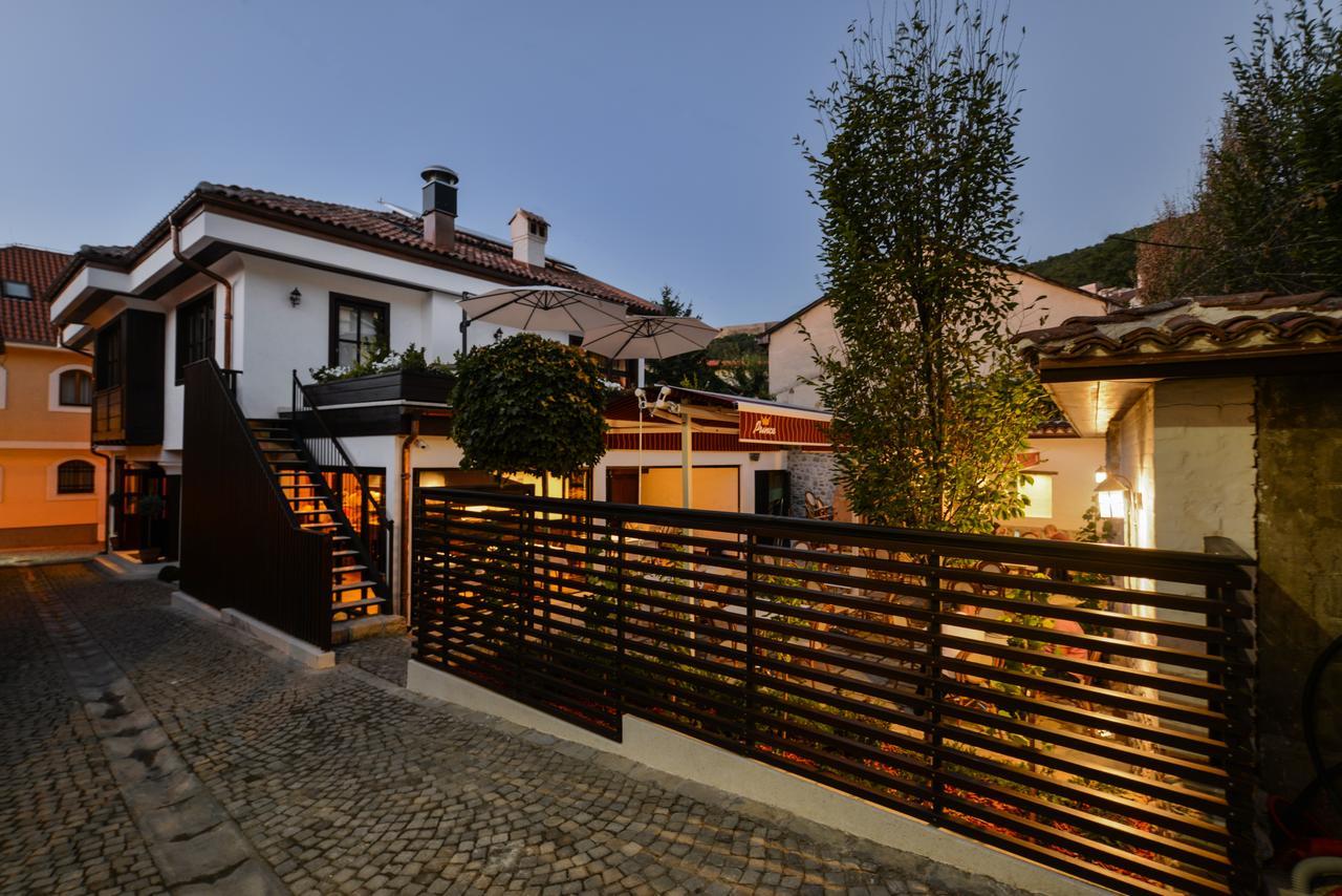 Hotel Barleti Prizren Esterno foto