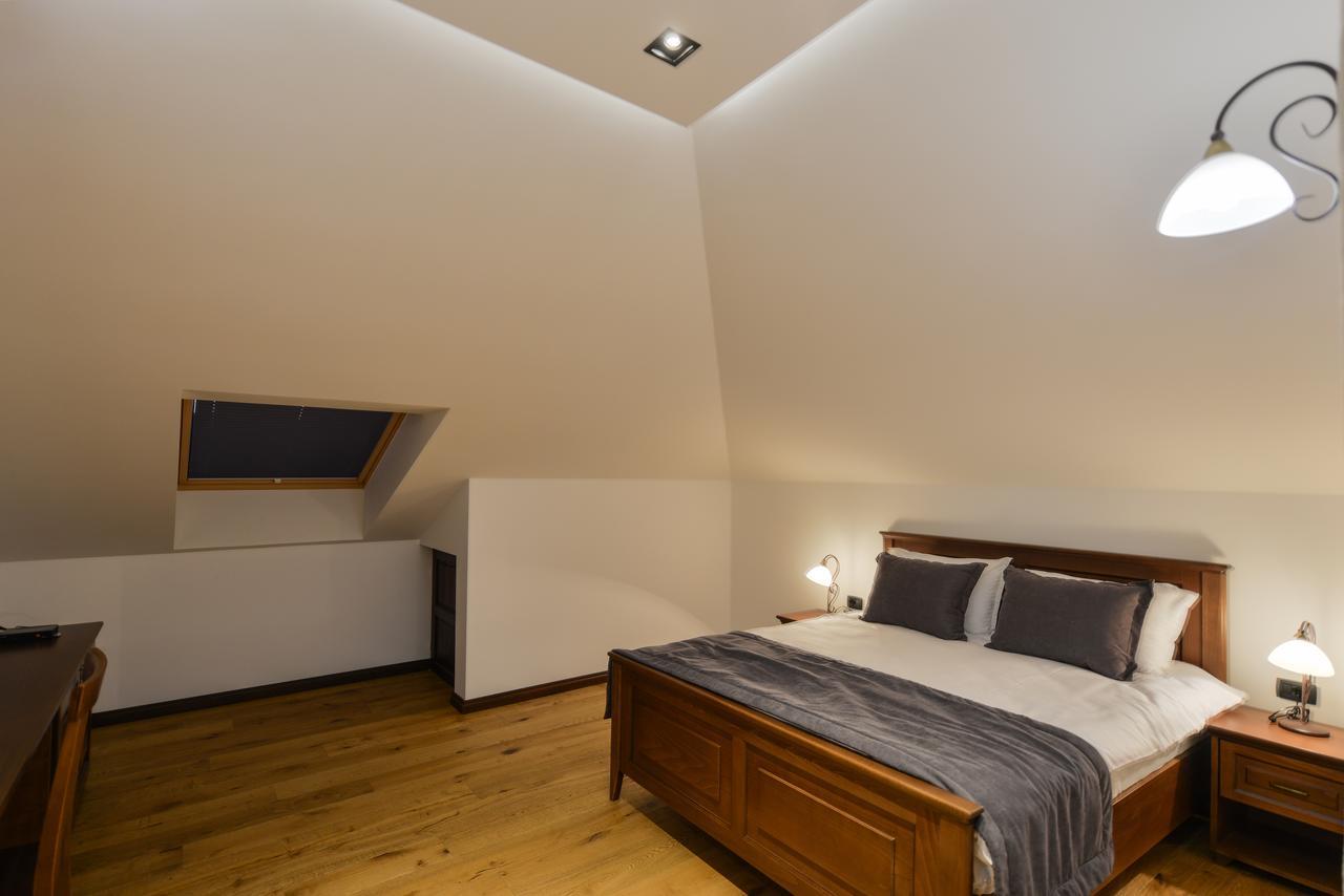Hotel Barleti Prizren Esterno foto