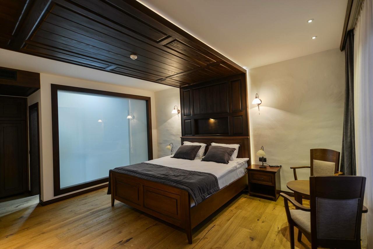 Hotel Barleti Prizren Esterno foto