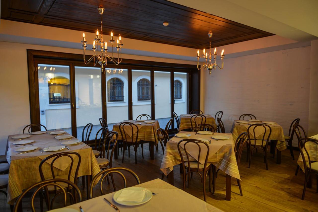 Hotel Barleti Prizren Esterno foto